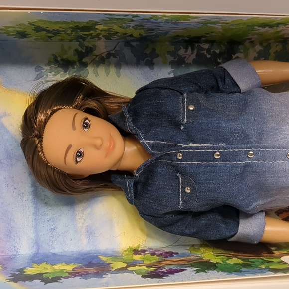 Lammily 2014 Traveler Doll with Blue Outfit - Picture 8 of 16